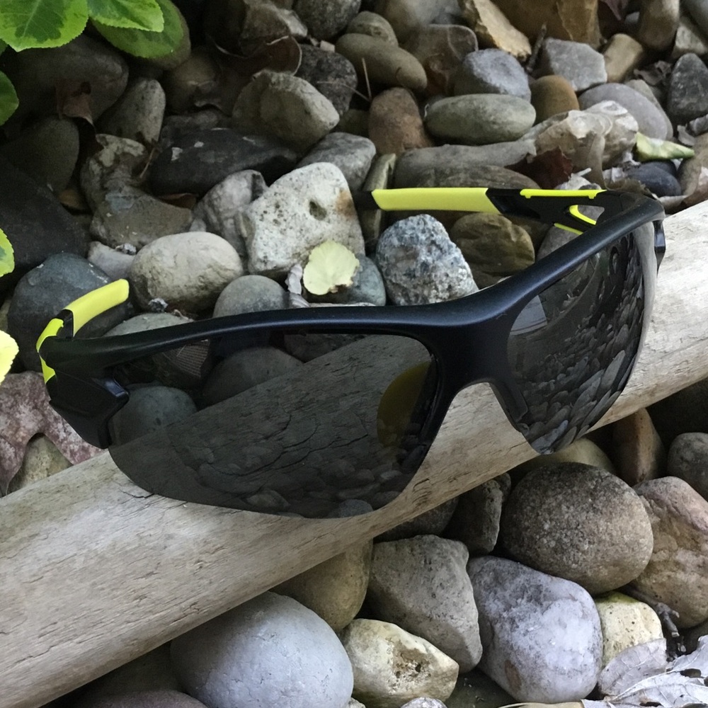 Sporty Black Yellow Anti-Slip Sunglasses